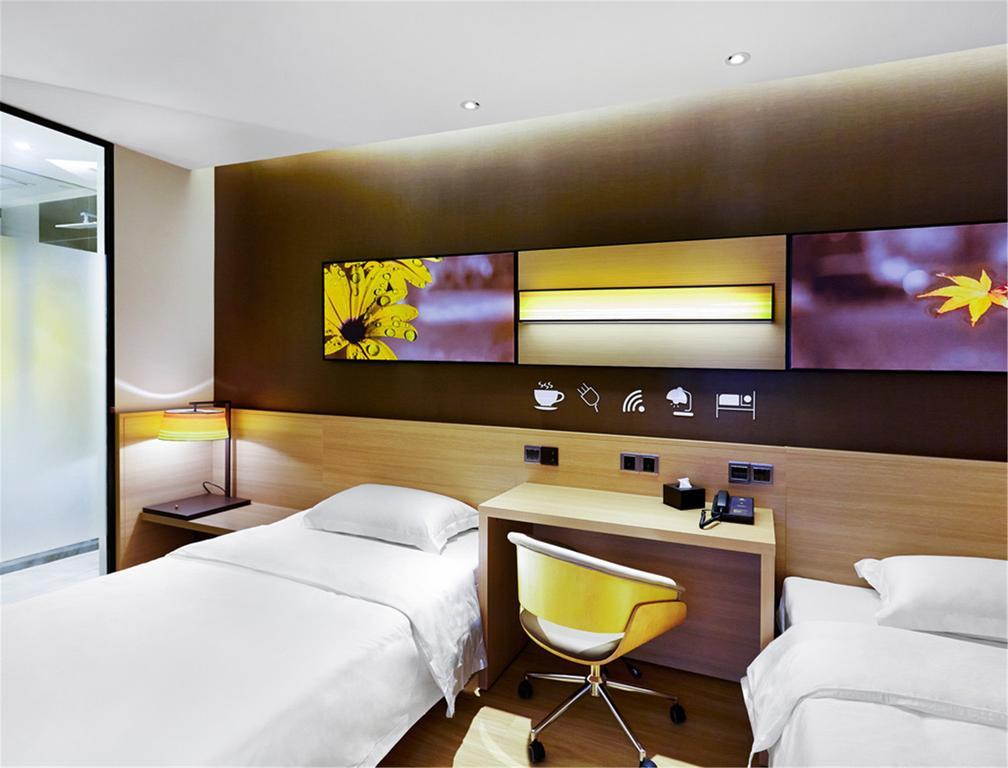 Hotel 7Days Premium Guilin Seven Star International Exhibition Center Exterior foto